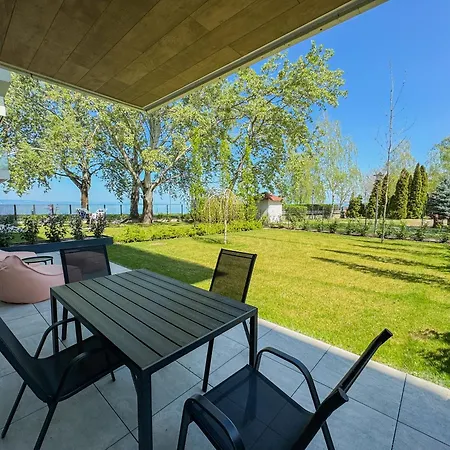 Silverbay Garden Apartment