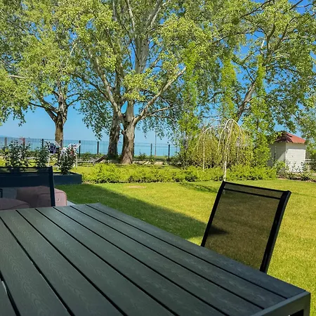 Apartment Silverbay Garden Siofok