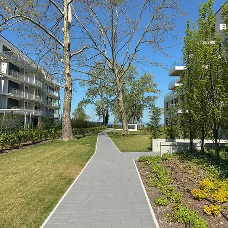 Silverbay Garden Apartment