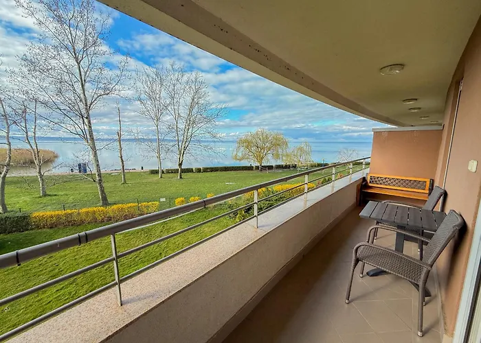 Appartement Silverbay Garden Siófok